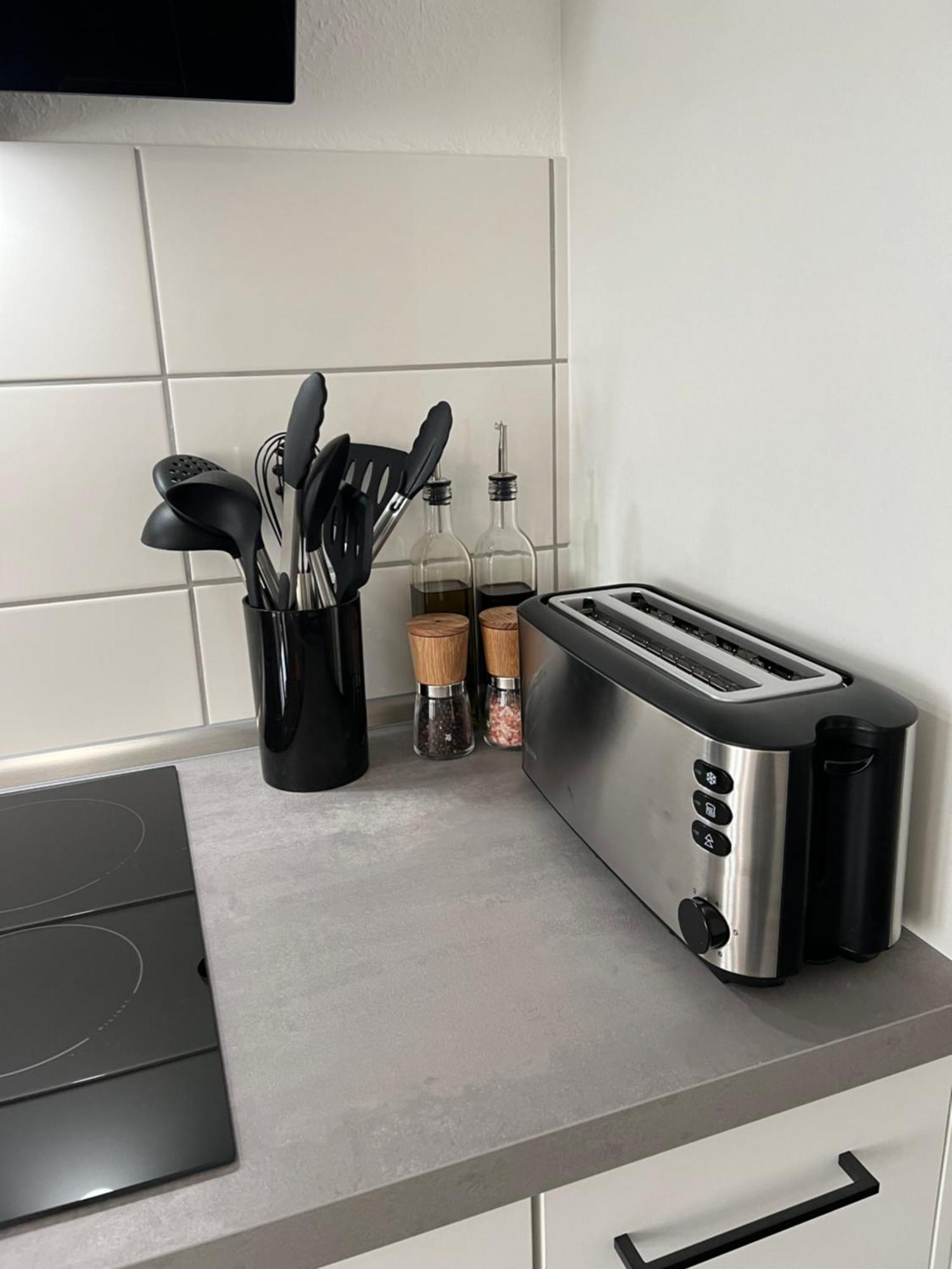 Design Am Rhein - Traumlage Rheinufer I Kueche I Oeffentl Parkplaetze Apartment