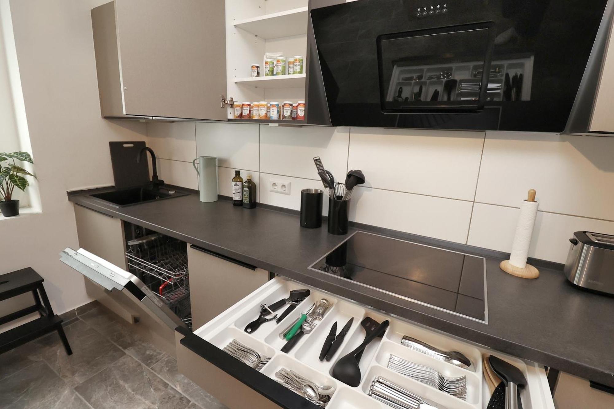 Apartment Design Am Rhein - Traumlage Rheinufer I Kueche I Oeffentl Parkplaetze *