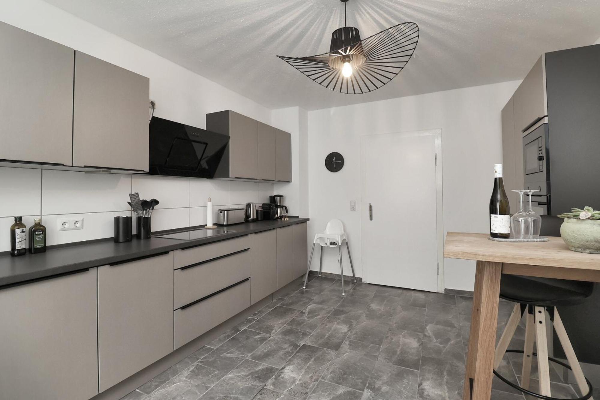 Design Am Rhein - Traumlage Rheinufer I Kueche I Oeffentl Parkplaetze Apartment *