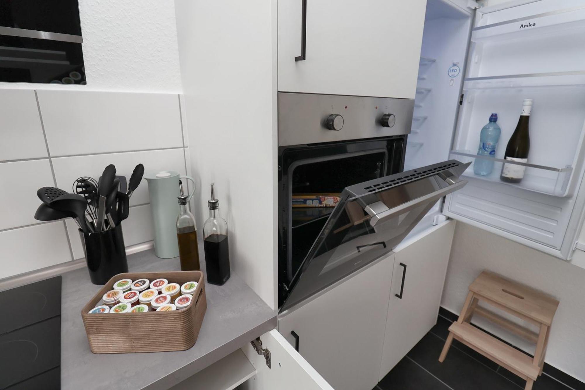 Apartment Design Am Rhein - Traumlage Rheinufer I Kueche I Oeffentl Parkplaetze *